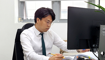 수원성범죄변호사, 불법촬영 등 카촬죄 협박으로 이어지는 경우 사안 복잡해져 주의 당부